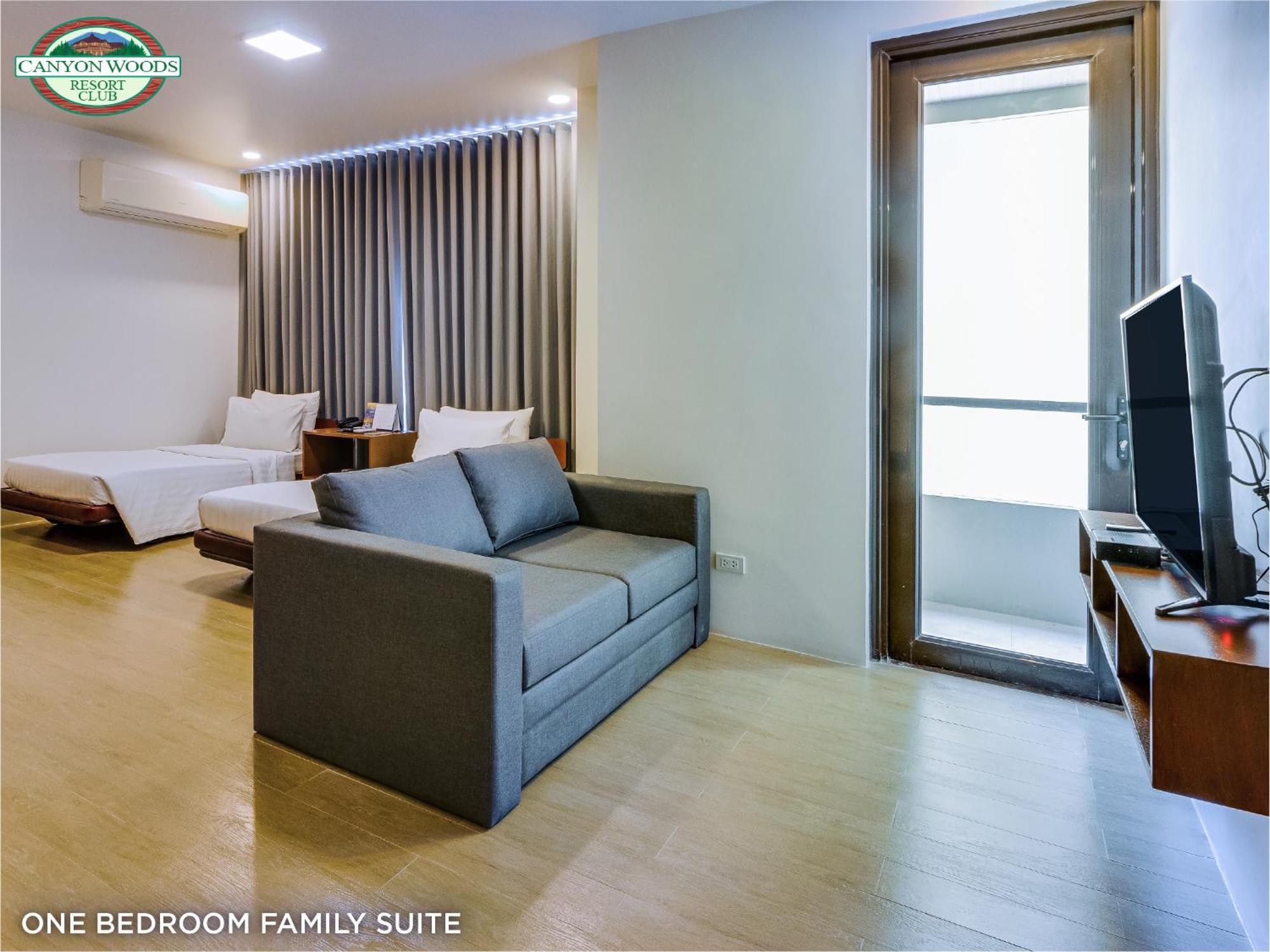 Canyon Woods Resort Club Tagaytay タガイタイ エクステリア 写真