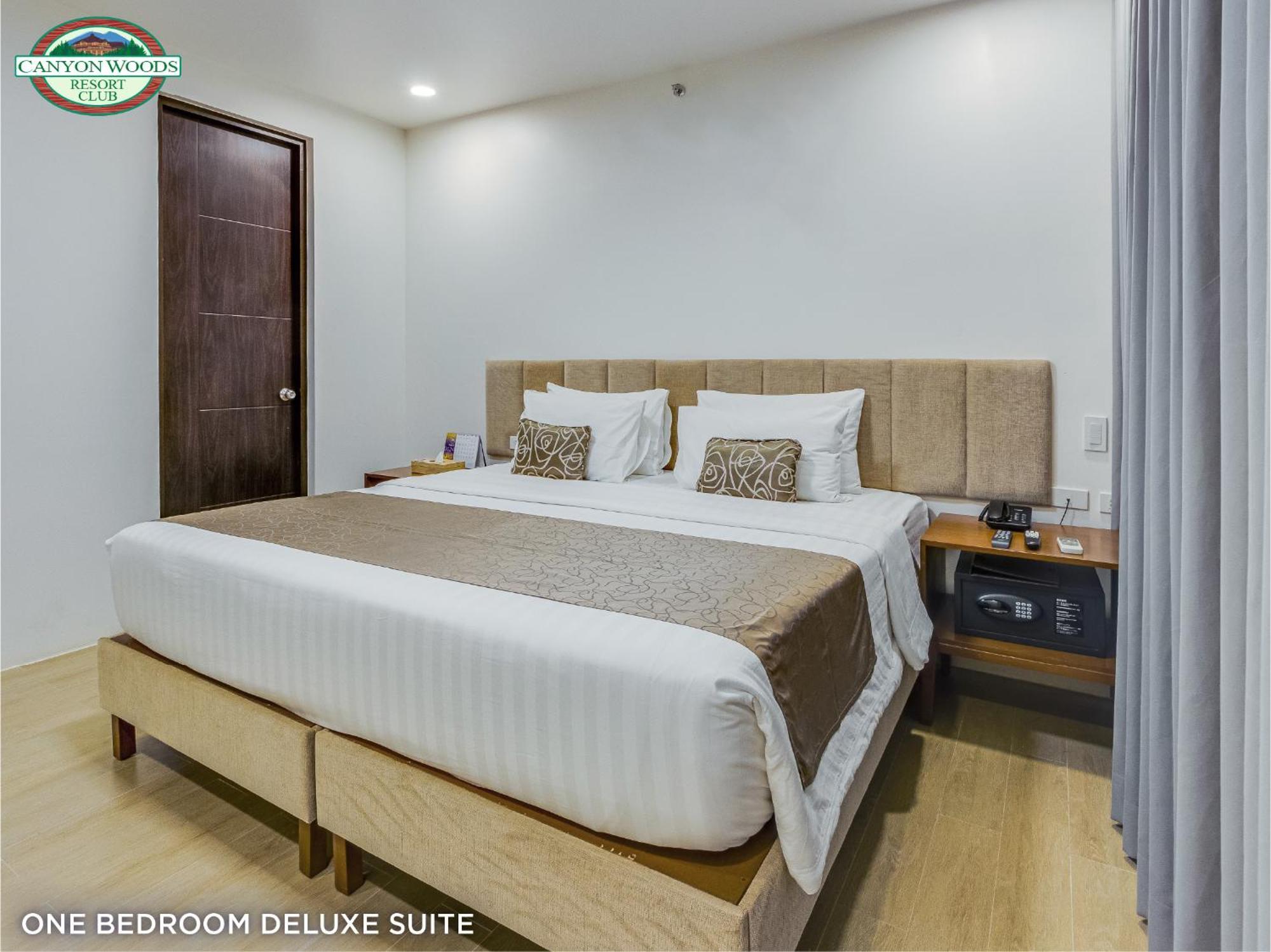 Canyon Woods Resort Club Tagaytay タガイタイ エクステリア 写真