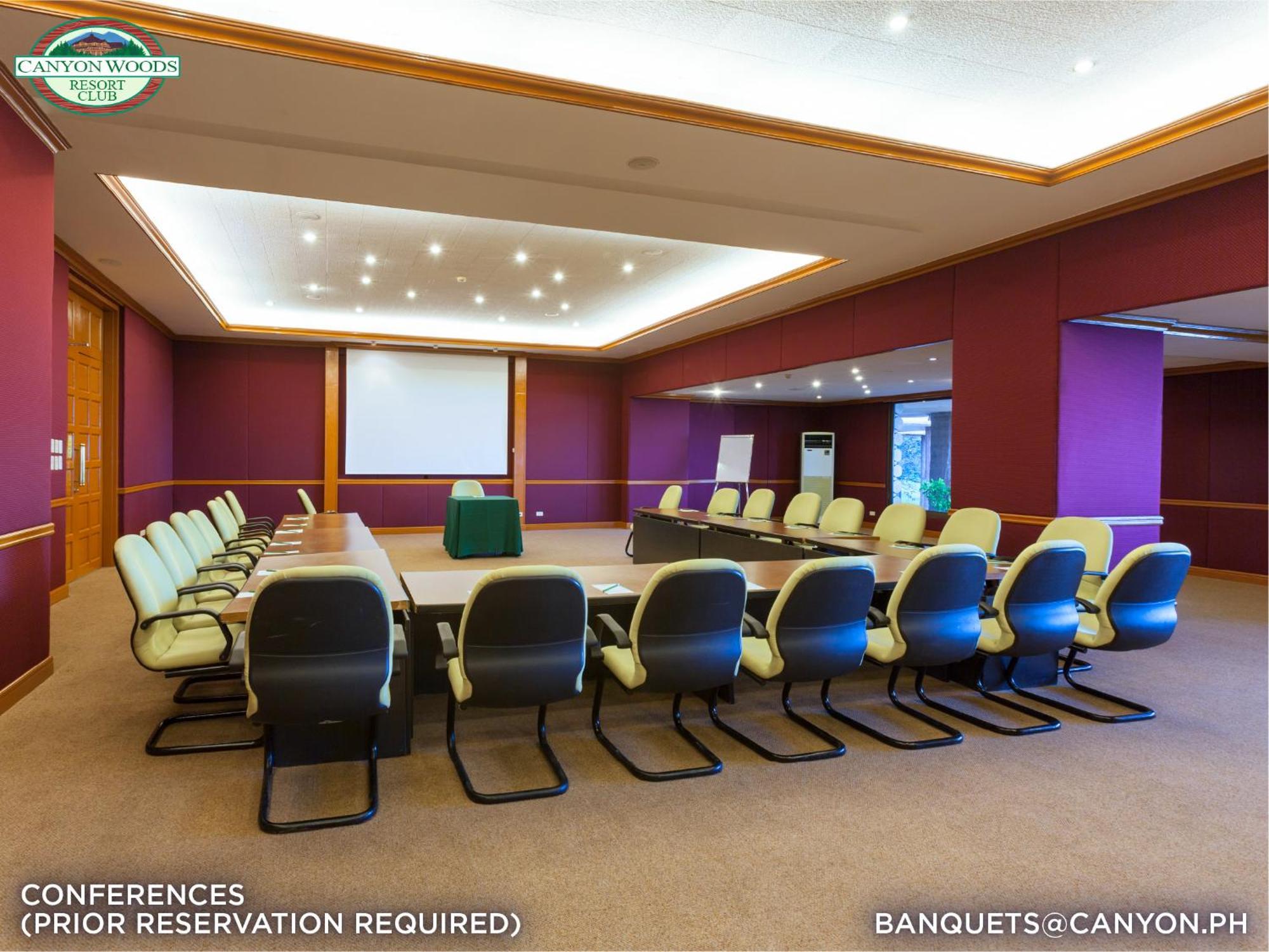 Canyon Woods Resort Club Tagaytay タガイタイ エクステリア 写真