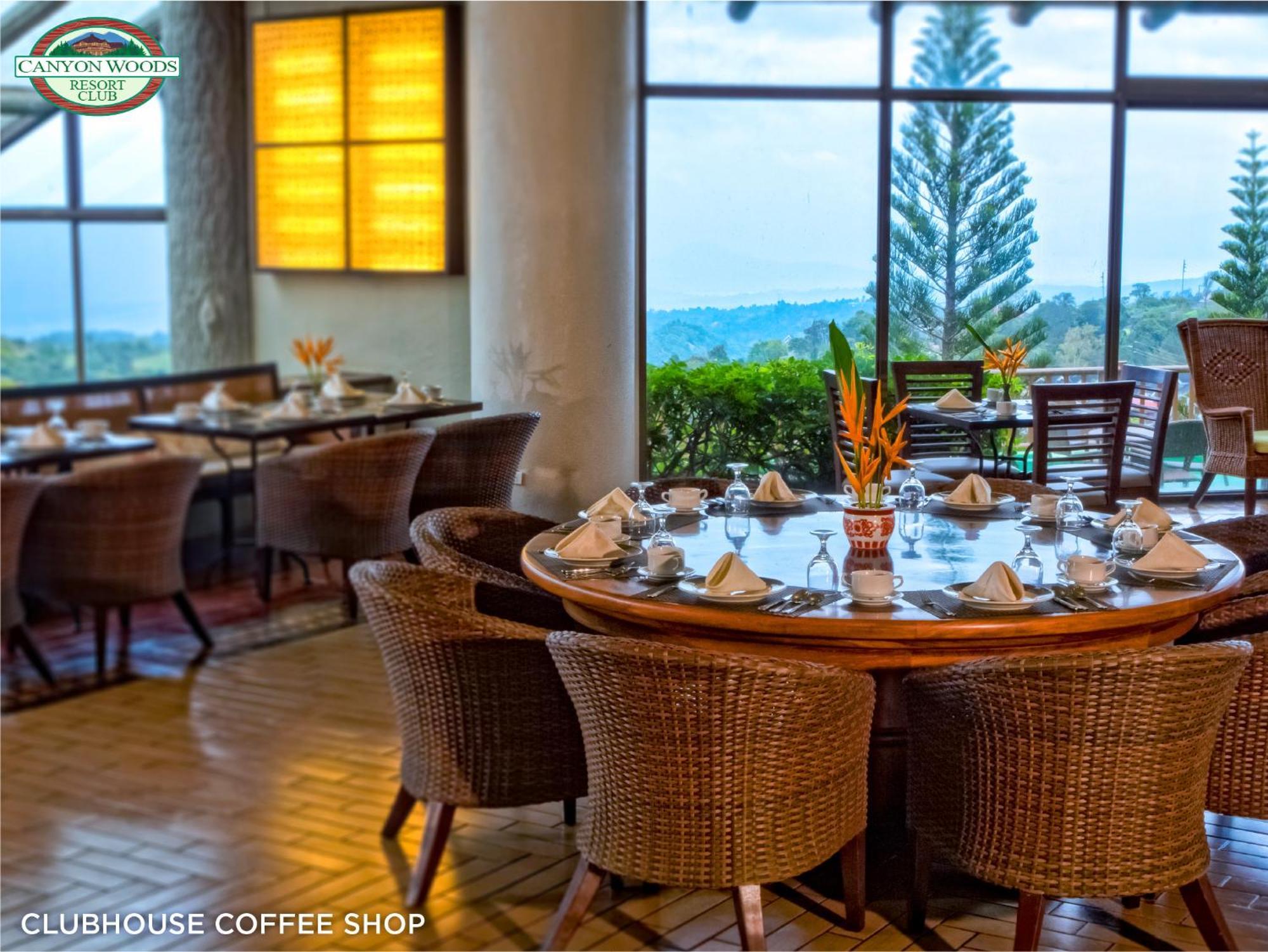 Canyon Woods Resort Club Tagaytay タガイタイ エクステリア 写真